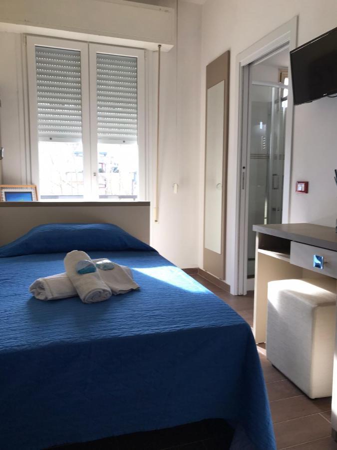רימיני Hotel Perla Verde מראה חיצוני תמונה