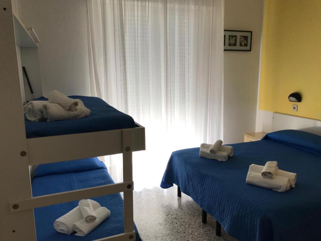 רימיני Hotel Perla Verde מראה חיצוני תמונה