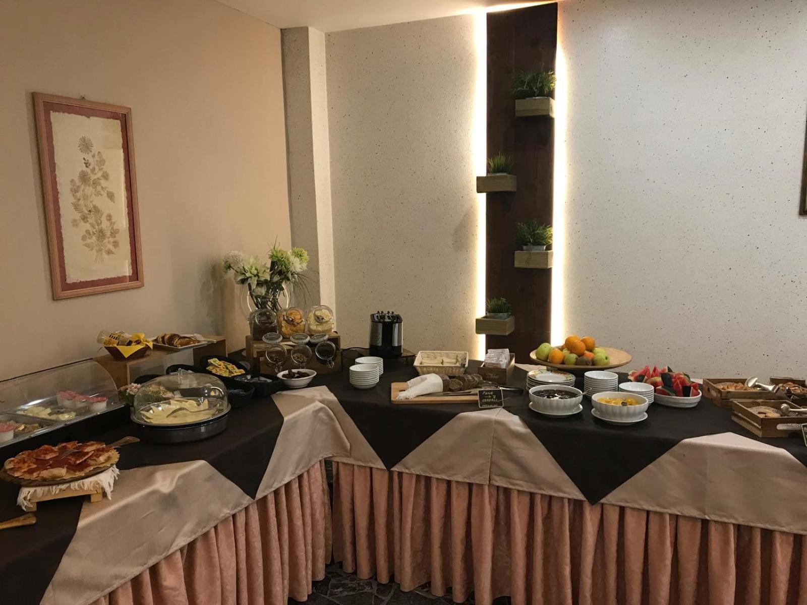 רימיני Hotel Perla Verde מראה חיצוני תמונה